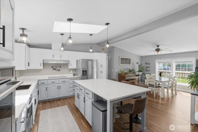 18612 72nd Avenue NE, Kenmore, WA 98028