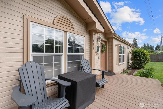 18612 72nd Avenue NE, Kenmore, WA 98028