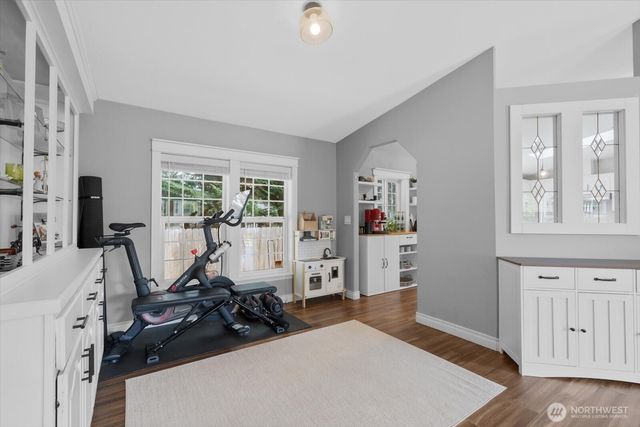 18612 72nd Avenue NE, Kenmore, WA 98028
