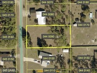 306 ROOSEVELT AVE, Lehigh Acres, FL 33936