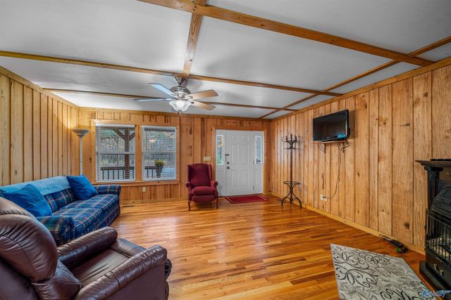 22218 County Road 89, Mentone, AL 35984