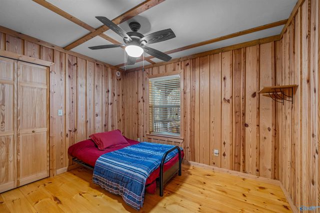 22218 County Road 89, Mentone, AL 35984