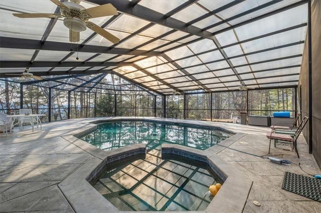 13 Canterbury SW Place, Rome, GA 30165