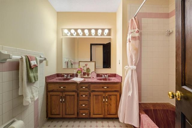 13 Canterbury SW Place, Rome, GA 30165