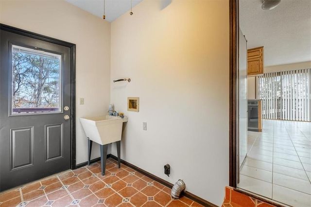 13 Canterbury SW Place, Rome, GA 30165