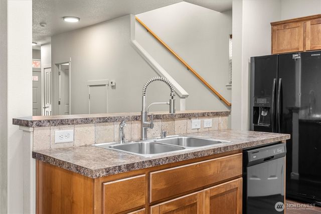 3302 NE 43rd Place, Vancouver, WA 98661