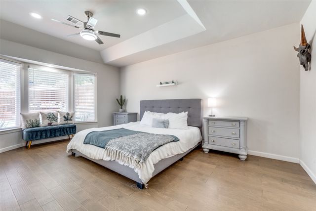 9805 Estate Lane, Dallas, TX 75238