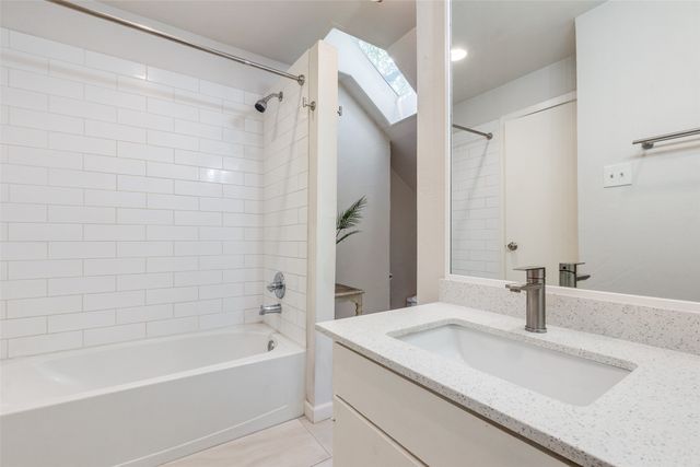 9805 Estate Lane, Dallas, TX 75238