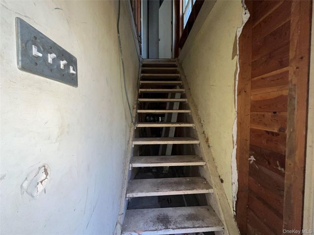 249 Revilo Avenue, Shirley, NY 11967