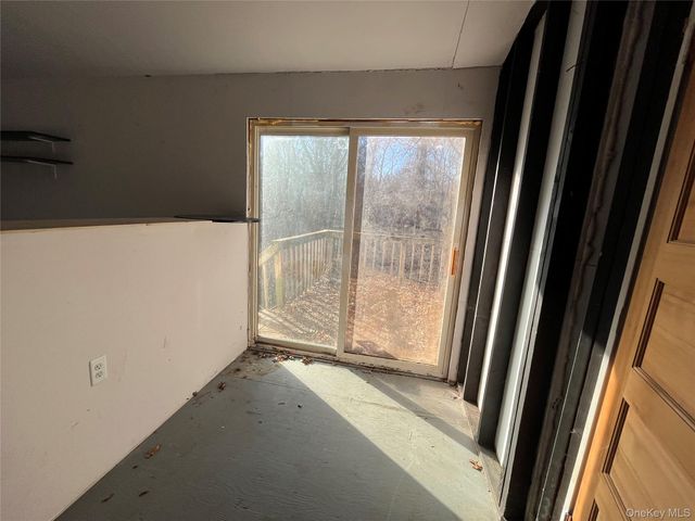 249 Revilo Avenue, Shirley, NY 11967