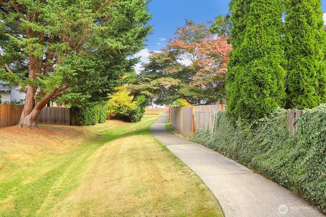 17715 Spring Lane Avenue, Marysville, WA 98271