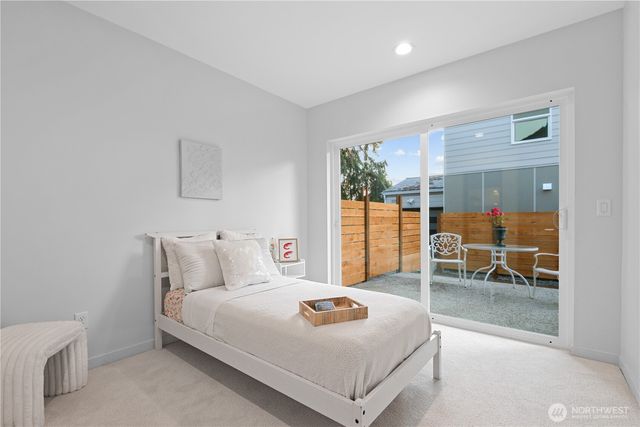 12749 37th Avenue NE, Seattle, WA 98125