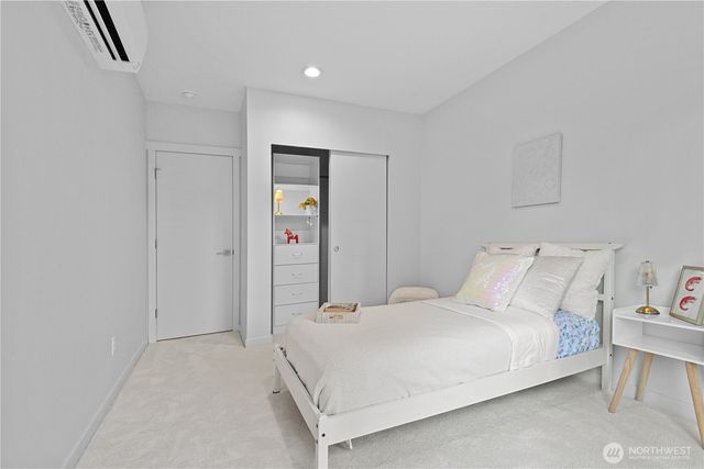 12749 37th Avenue NE, Seattle, WA 98125