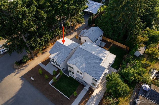 12749 37th Avenue NE, Seattle, WA 98125