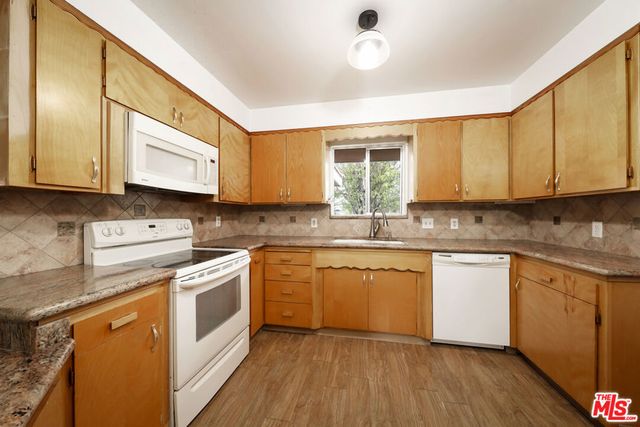 10 Grey Way, Taft, CA 93268