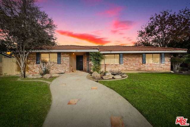 10 Grey Way, Taft, CA 93268