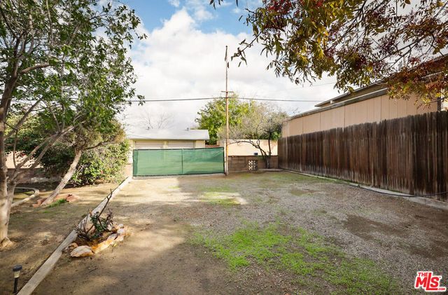 10 Grey Way, Taft, CA 93268