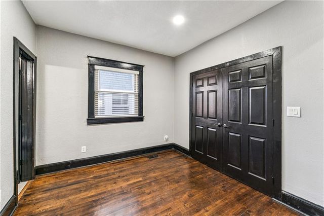 2824 Tracy Avenue, Kansas City, MO 64109