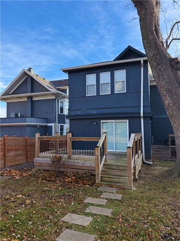 2824 Tracy Avenue, Kansas City, MO 64109