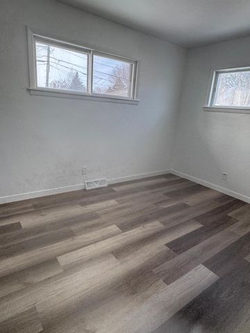 2311 8th Street S, Moorhead, MN 56560