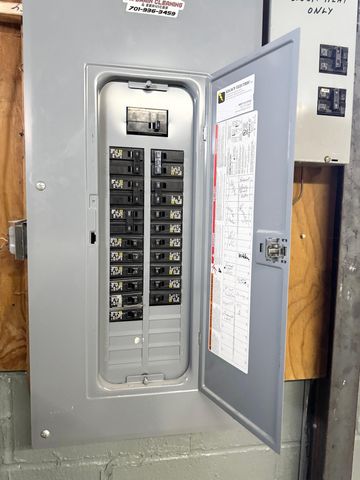 2311 8th Street S, Moorhead, MN 56560