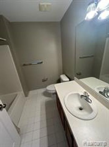 41484 Glade Road, Canton, MI 48187