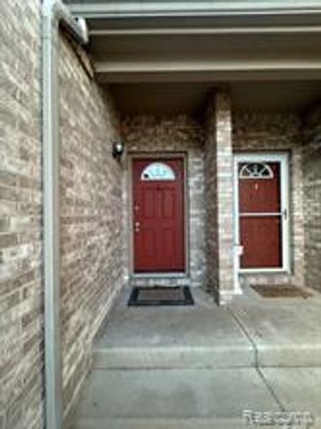 41484 Glade Road, Canton, MI 48187