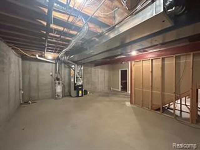 41484 Glade Road, Canton, MI 48187
