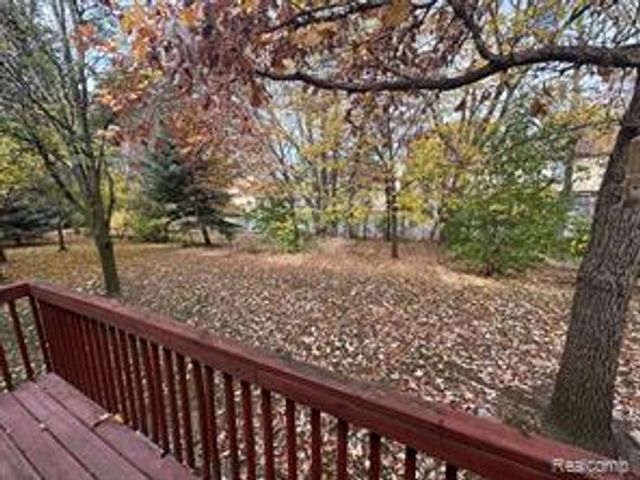 41484 Glade Road, Canton, MI 48187