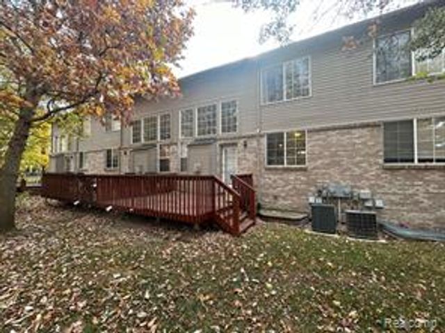 41484 Glade Road, Canton, MI 48187