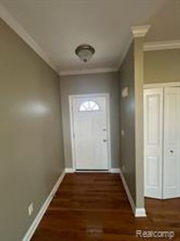 41484 Glade Road, Canton, MI 48187