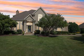 8424 S River Terrace DRIVE, Franklin, WI 53132