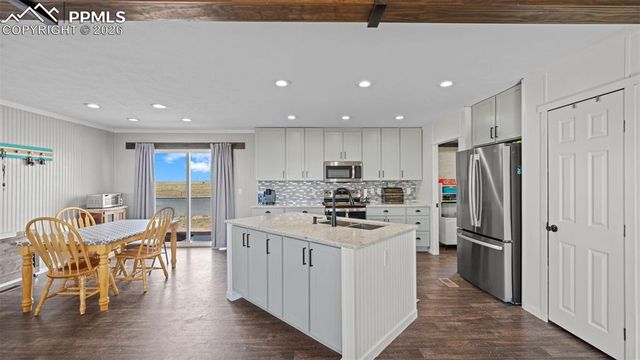 810 Awesome View, Yoder, CO 80864