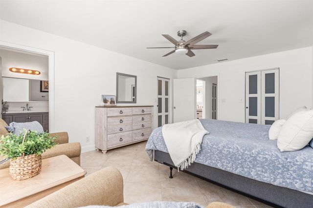 454 Prairie Rose Lane, Boca Raton, FL 33487