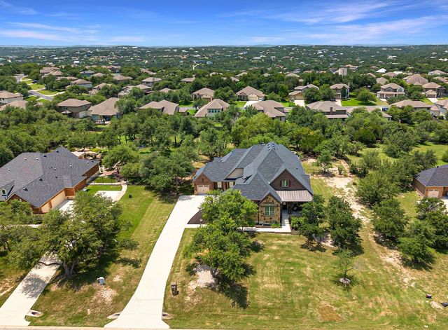 9400 STRATUS DR, Dripping Springs, TX 78620
