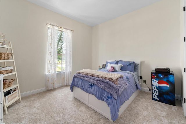 9400 STRATUS DR, Dripping Springs, TX 78620