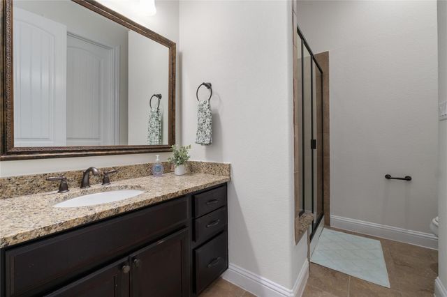 9400 STRATUS DR, Dripping Springs, TX 78620