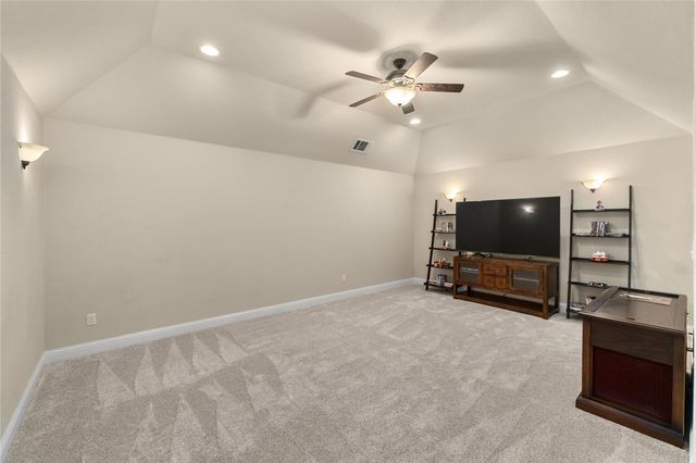 9400 STRATUS DR, Dripping Springs, TX 78620