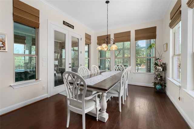 9400 STRATUS DR, Dripping Springs, TX 78620