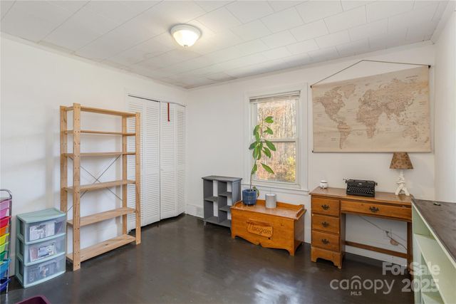 21 Walker Street Extension, Columbus, NC 28722