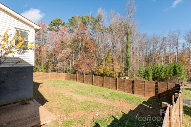 21 Walker Street Extension, Columbus, NC 28722