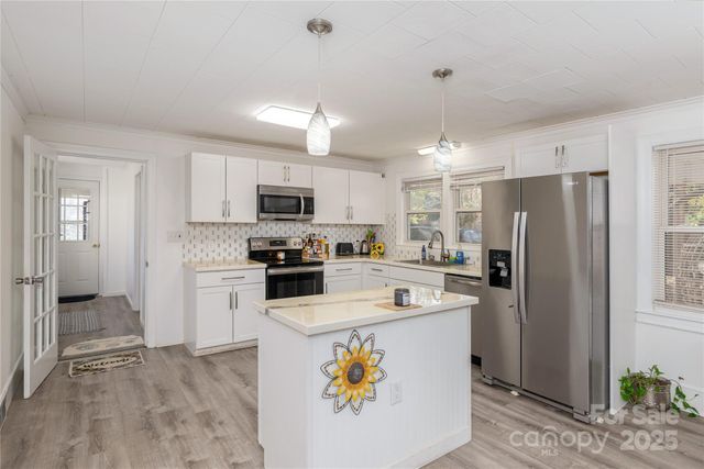 21 Walker Street Extension, Columbus, NC 28722