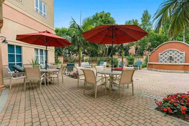 3890 Nobel Dr 1104, San Diego, CA 92122