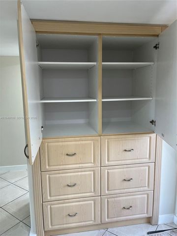 8891 Sunrise Lakes Blvd 308, Sunrise, FL 33322