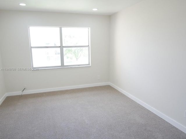 8891 Sunrise Lakes Blvd 308, Sunrise, FL 33322