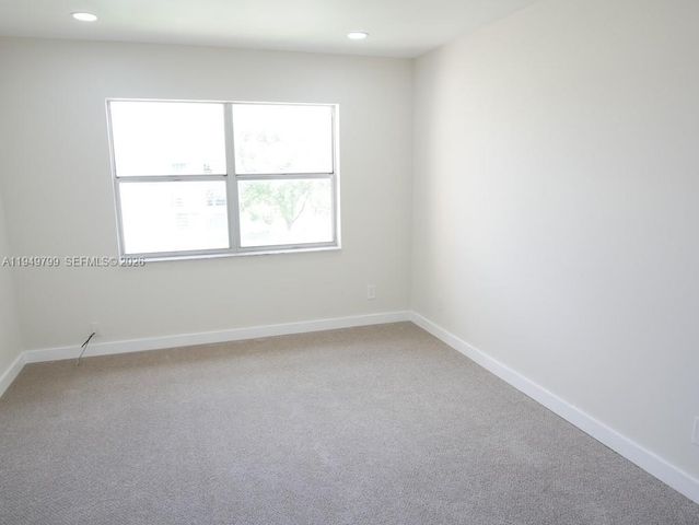 8891 Sunrise Lakes Blvd 308, Sunrise, FL 33322