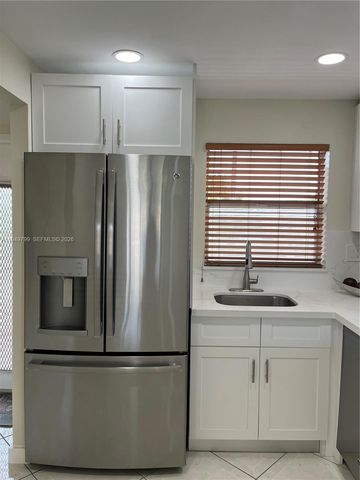 8891 Sunrise Lakes Blvd 308, Sunrise, FL 33322