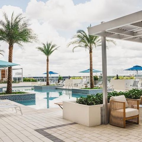 125-1 E PINE STREET, Orlando, FL 32801