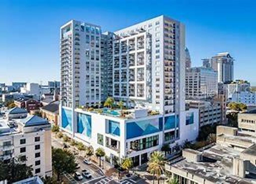 125-1 E PINE STREET, Orlando, FL 32801