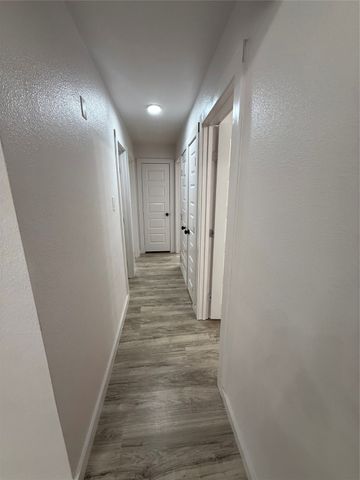 2913 White Oak Lane, Bedford, TX 76021